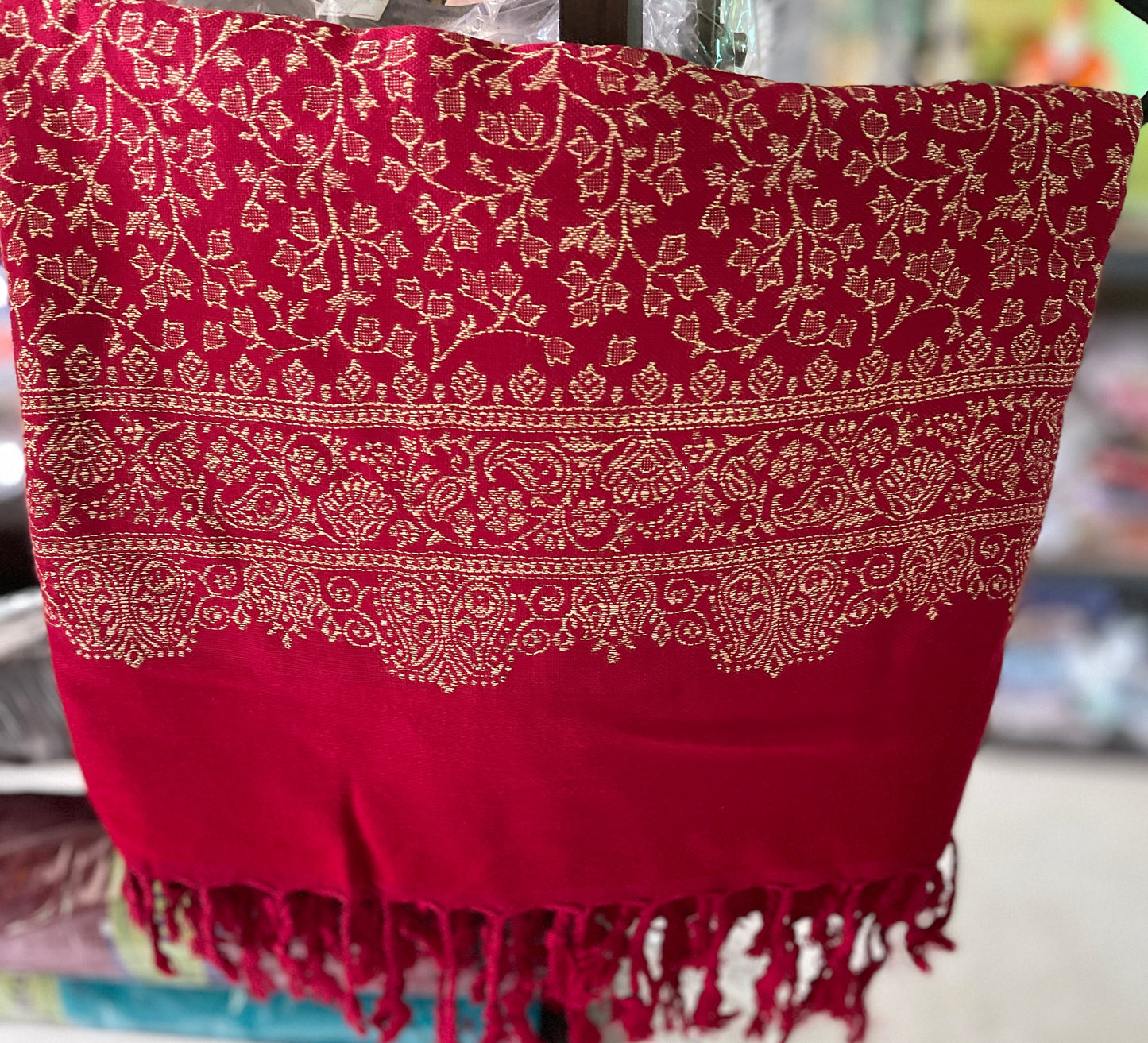 Red self print shawl (7)